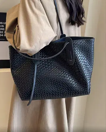 뜨개질 디자인 블랙 토트백 빅 사이즈