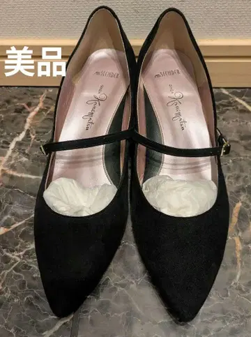 긴자 카네마츠 miss SLENDER 블랙 스웨이드 펌프스 23.5cm