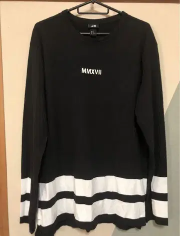H&M MMXVII 프린트 긴팔 티셔츠