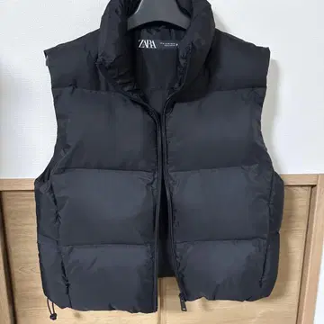 ZARA 블랙 다운 베스트 xs
