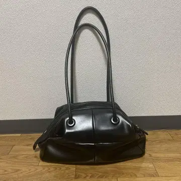 and mikka 블랙 가죽 백