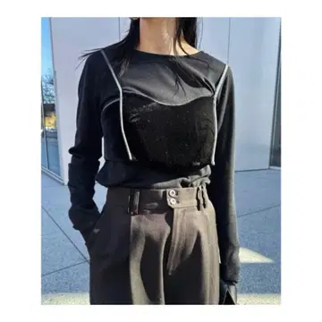AMERI VELOUR BRA SET CUT TOP 블랙 F 거의 새상품