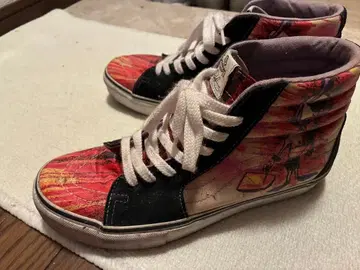 Vans 아트 프린트 하이컷 스니커즈 배송비 포함