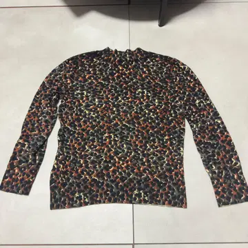 A.P.C. 레오파드 무늬 스웨터 S