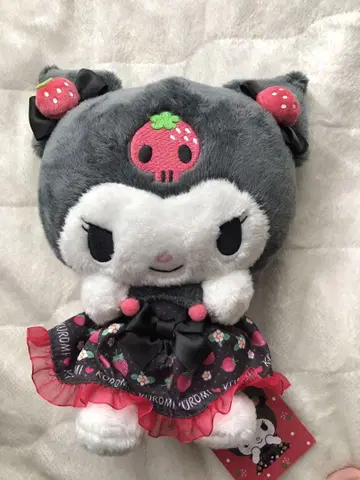쿠로미 스트로베리 인형 봉제 인형 딸기 산리오