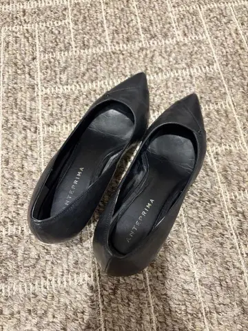 ANTEPRIMA 블랙 천연 가죽 하이힐