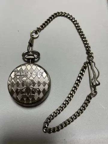 미키 마우스 회중시계 다이아몬드 패턴