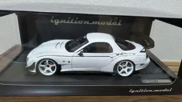 후지타 엔지니어링 FD3S 1/18 ignition model
