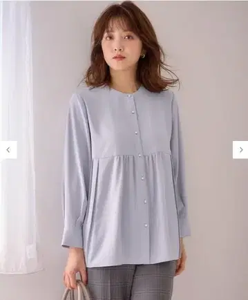 새상품급 [세탁 가능] 사이드 플리츠 블라우스 라이트 블루