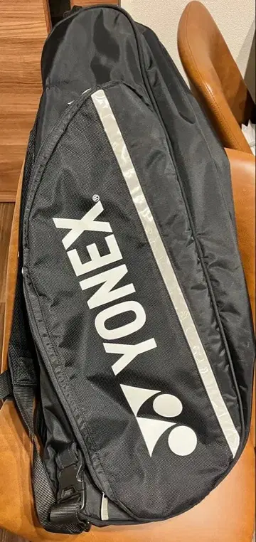 YONEX 블랙 테니스 라켓백