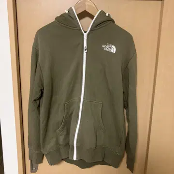 THE NORTH FACE NT11930 후드 부착 후드티 올리브
