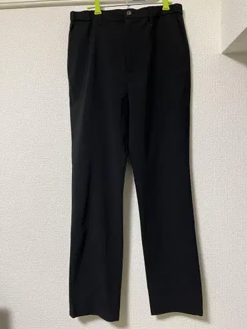 Discovered 슬랙스