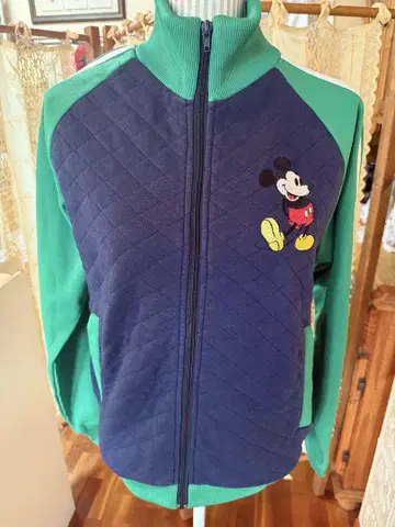 [ Disney ] 미키마우스 자수 퀼팅 트레이닝복
