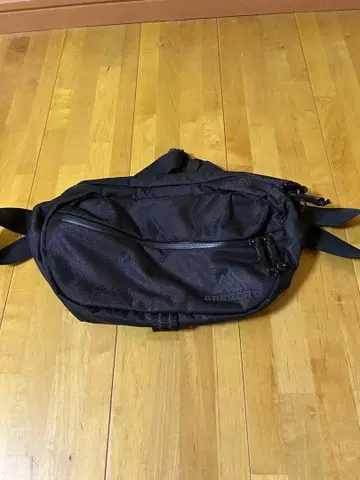GREGORY 바디백 블랙