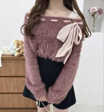 apresjour 오프숄더 리본 도킹 니트