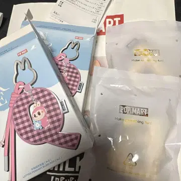 PIN FOR LOVE 캐릭터 스트랩 P x 2