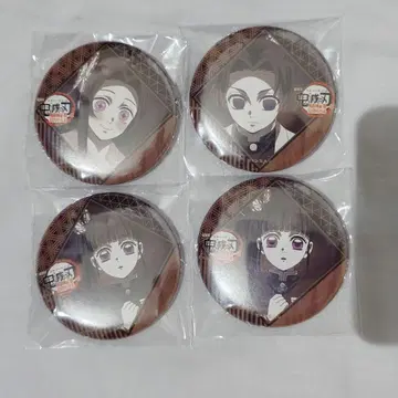 ufotable 다이닝 캔뱃지
