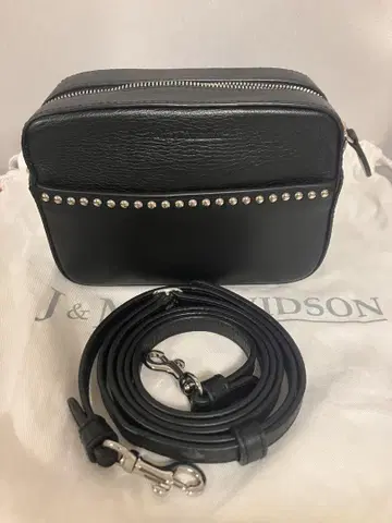 J&M Davidson 블랙 가죽 숄더백