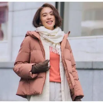 [ UNIQLO ] 새상품급 심리스 다운 후드티 S 사이즈