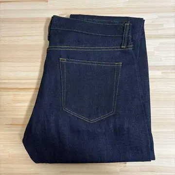 UNIQLO/셀비치 청바지 W34 시착만 한 상품