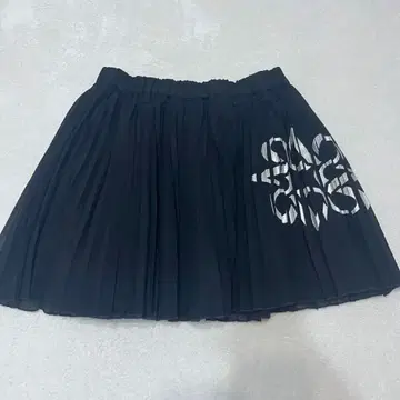 세인트 앤드류스 블랙 플리츠 스커트