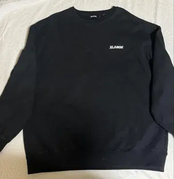 XLARGE 블랙 크루넥 맨투맨