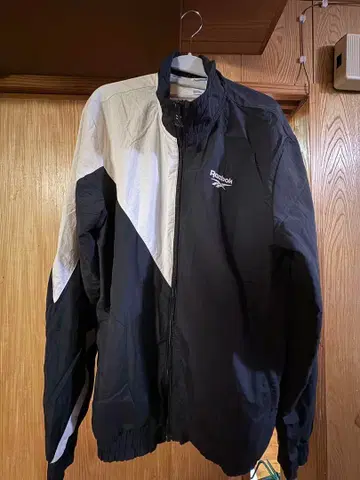 Reebok 나일론 자켓 L 사이즈