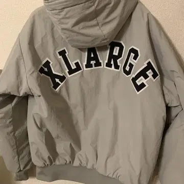 XLARGE 그레이 다운 자켓
