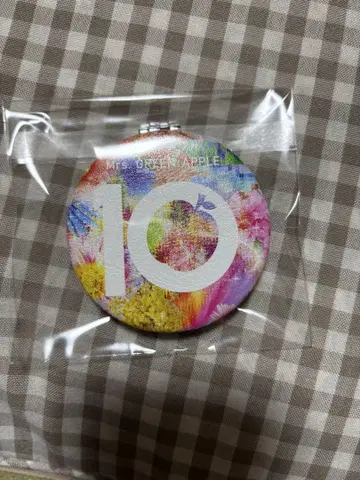 Mrs. GREEN APPLE 10주년 기념 거울