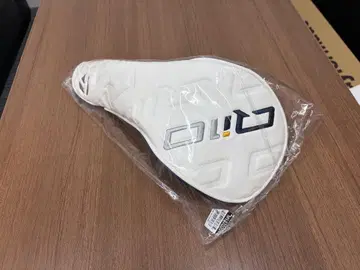 테일러메이드 QI10 드라이버용 골프헤드커버 화이트 네이비