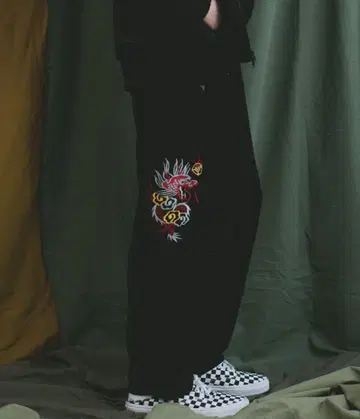 한정 가격 Universal Style Wear 벨로아 바지