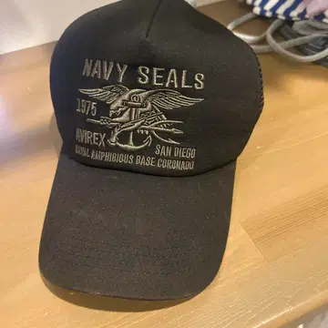 AVIREX NAVY SEALS 1975 모델 블랙 캡 아메카지