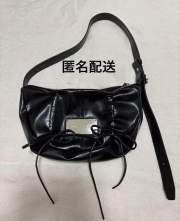 Mattin Kim 블랙 숄더백