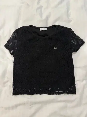 LAGUA GEM 블랙 레이스 반팔 상의