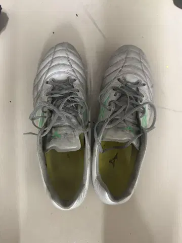 Mizuno 축구화 스파이크 실버/그린