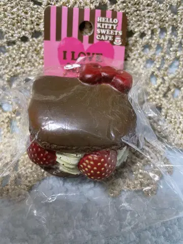 스퀴즈 키티 베리 초코 마카롱