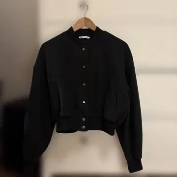 ZARA 블랙 맨투맨 자켓
