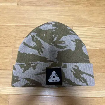 PALACE 카모 패턴 니트 모자