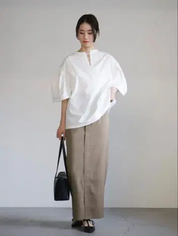 select MOCA 새상품 린넨 라이크 프론트 슬릿 타이트 스커트