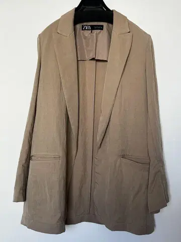 ZARA 베이지 테일러드 자켓