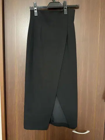 ZARA 랩 스타일 롱 스커트