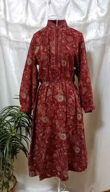 [ 가격 인하 ] vintage 빈티지 오리엔탈 패턴 원피스 레트로