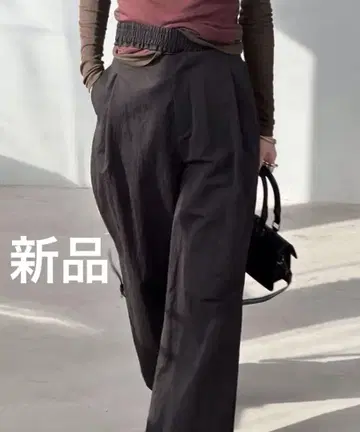 새상품 택! 츄크라 비대칭 컷 허리 팬츠 블랙 M