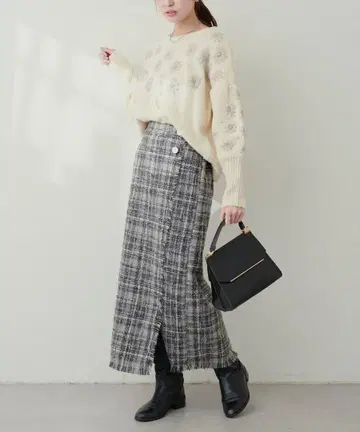 내추럴 꾸뛰르 랩 스타일 프린지 체크 타이트 스커트