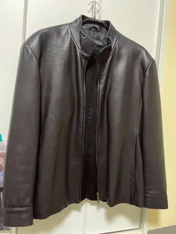 KRIZIAPELLE 블랙 가죽 자켓