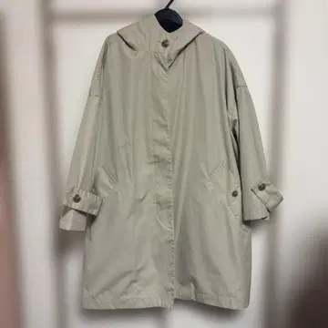 새상품급 트래디셔널 웨더웨어 베이지 코트