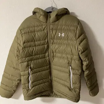 언더아머 다운 여성용 M 사이즈