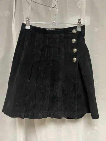 블랙 플리츠 스커트 천연 가죽