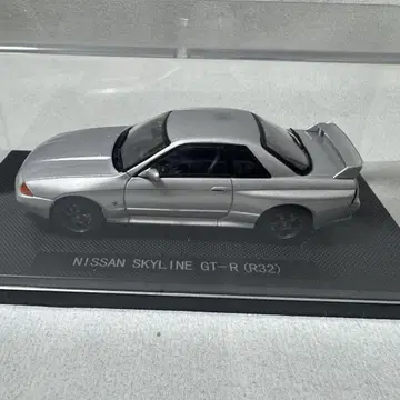 Nissan Skyline GT-R (R32) 미니카 1/43