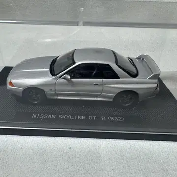 Nissan Skyline GT-R (R32) 미니카 1/43